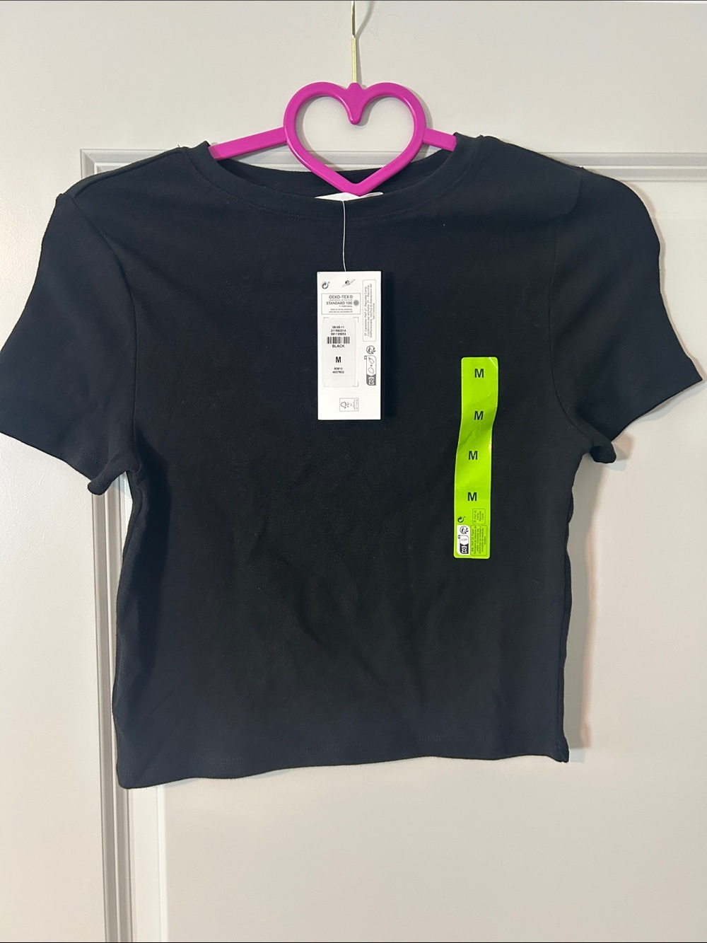 Black-Women's Short Sleeve Tee